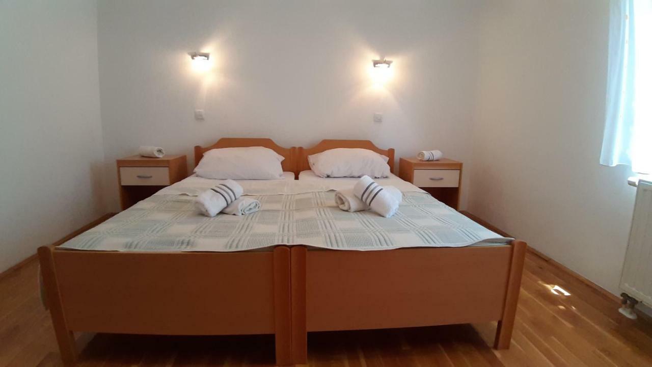 Miro Apartment 扎达尔 外观 照片